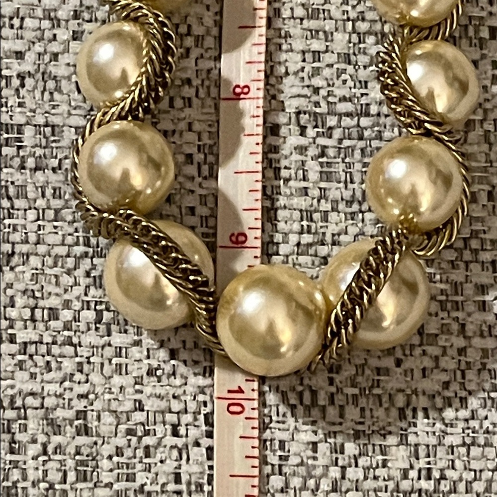 Kenneth Jay Lane Kjl Gold Tone And Faux Pearl Nec… - image 5